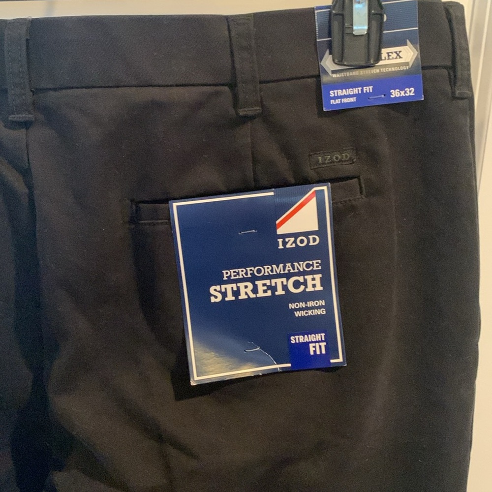 Izod Men’s Black Khakis, 36 x 32, NWT